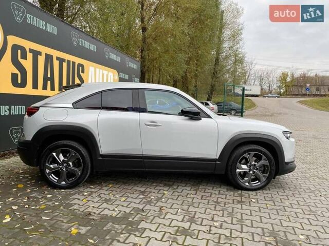 Мазда MX-30 2020 в Хмельницком на Automoto.ua Белый Мазда MX-30, объемом двигателя 0 л и пробегом 32 тыс. км за 15700 $, фото 4 на Automoto.ua