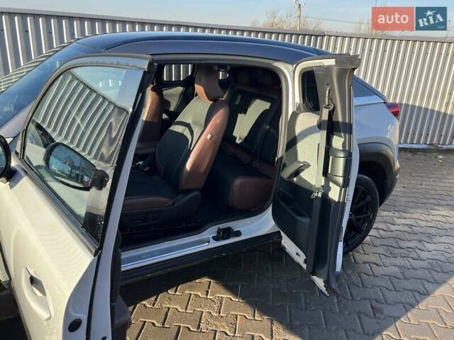 Белый Мазда MX-30, объемом двигателя 0 л и пробегом 26 тыс. км за 19000 $, фото 21 на Automoto.ua