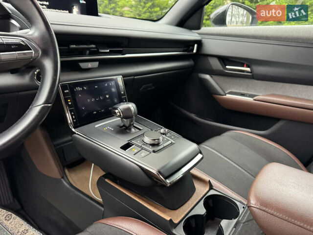 Белый Мазда MX-30, объемом двигателя 0 л и пробегом 52 тыс. км за 15000 $, фото 14 на Automoto.ua