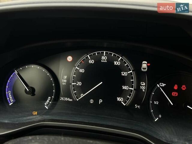 Белый Мазда MX-30, объемом двигателя 0 л и пробегом 26 тыс. км за 19000 $, фото 25 на Automoto.ua