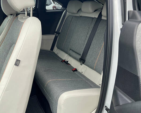 Білий Мазда MX-30, об'ємом двигуна 0 л та пробігом 42 тис. км за 15200 $, фото 11 на Automoto.ua