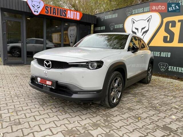 Мазда MX-30 2020 в Хмельницком на Automoto.ua Белый Мазда MX-30, объемом двигателя 0 л и пробегом 32 тыс. км за 15700 $, фото 2 на Automoto.ua
