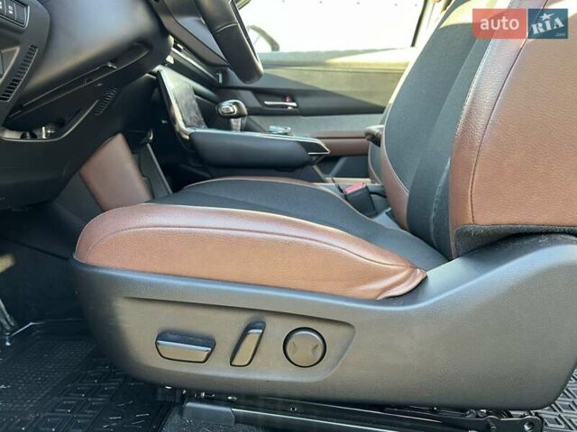 Белый Мазда MX-30, объемом двигателя 0 л и пробегом 26 тыс. км за 19000 $, фото 20 на Automoto.ua