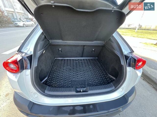 Белый Мазда MX-30, объемом двигателя 0 л и пробегом 26 тыс. км за 19000 $, фото 13 на Automoto.ua