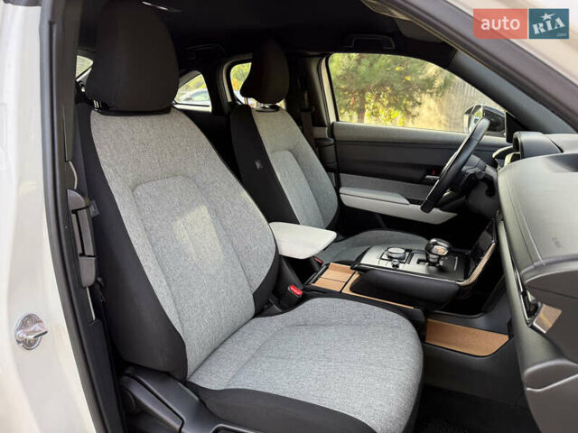 Білий Мазда MX-30, об'ємом двигуна 0 л та пробігом 33 тис. км за 14850 $, фото 28 на Automoto.ua