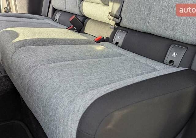 Белый Мазда MX-30, объемом двигателя 0 л и пробегом 105 тыс. км за 13800 $, фото 48 на Automoto.ua