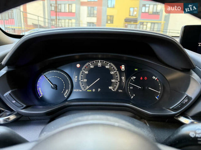 Белый Мазда MX-30, объемом двигателя 0 л и пробегом 64 тыс. км за 14000 $, фото 23 на Automoto.ua