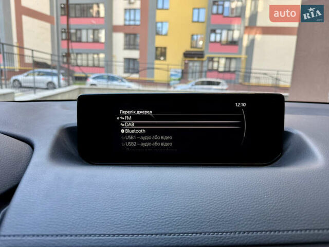 Белый Мазда MX-30, объемом двигателя 0 л и пробегом 64 тыс. км за 14000 $, фото 32 на Automoto.ua