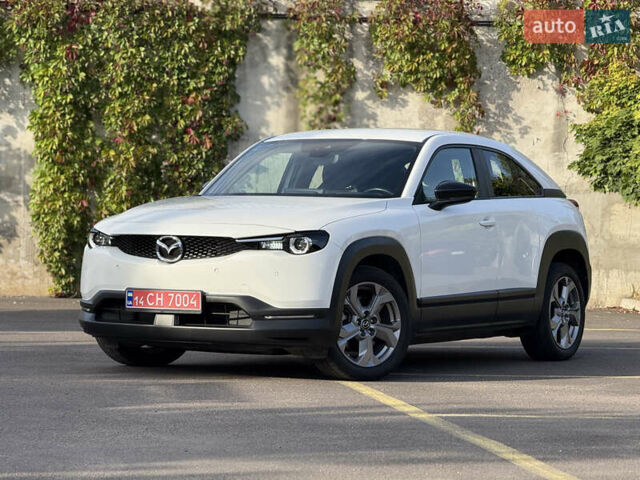 Білий Мазда MX-30, об'ємом двигуна 0 л та пробігом 33 тис. км за 14850 $, фото 73 на Automoto.ua