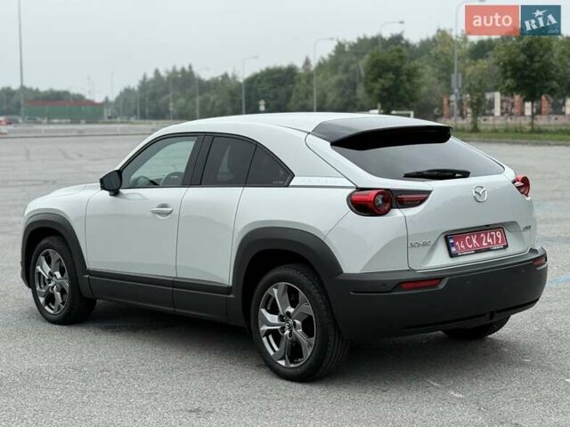 Білий Мазда MX-30, об'ємом двигуна 0 л та пробігом 15 тис. км за 15300 $, фото 5 на Automoto.ua