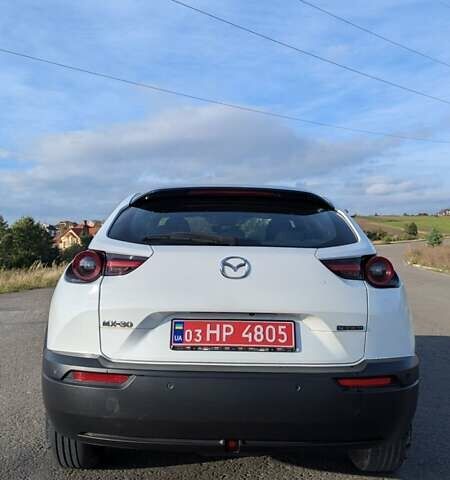 Белый Мазда MX-30, объемом двигателя 0 л и пробегом 105 тыс. км за 13800 $, фото 20 на Automoto.ua