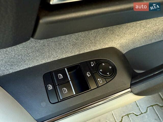 Белый Мазда MX-30, объемом двигателя 0 л и пробегом 64 тыс. км за 14000 $, фото 44 на Automoto.ua