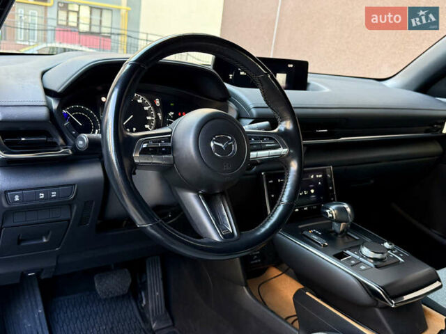Белый Мазда MX-30, объемом двигателя 0 л и пробегом 64 тыс. км за 14000 $, фото 21 на Automoto.ua