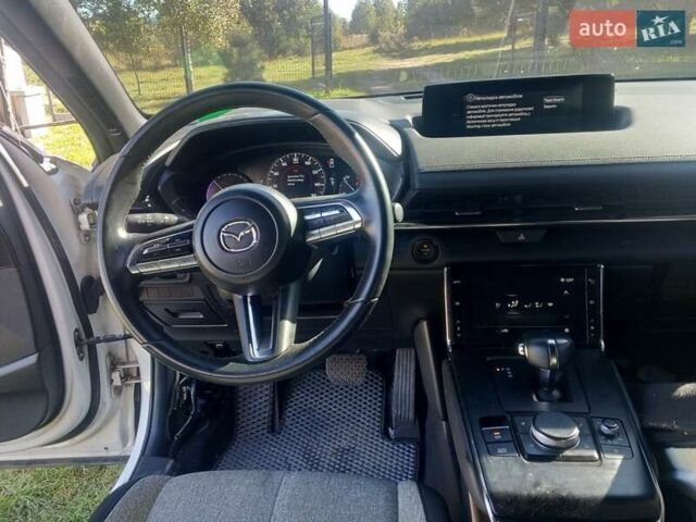 Білий Мазда MX-30, об'ємом двигуна 0 л та пробігом 115 тис. км за 9800 $, фото 13 на Automoto.ua