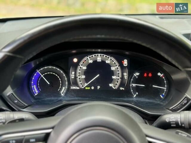 Белый Мазда MX-30, объемом двигателя 0 л и пробегом 33 тыс. км за 14950 $, фото 88 на Automoto.ua