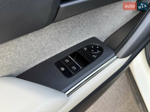 Білий Мазда MX-30, об'ємом двигуна 0 л та пробігом 33 тис. км за 14850 $, фото 68 на Automoto.ua