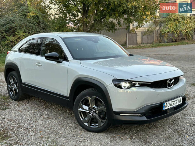 Мазда MX-30 2021 в Мукачеве на Automoto.ua Белый Мазда MX-30, объемом двигателя 0 л и пробегом 61 тыс. км за 14800 $, фото 5 на Automoto.ua