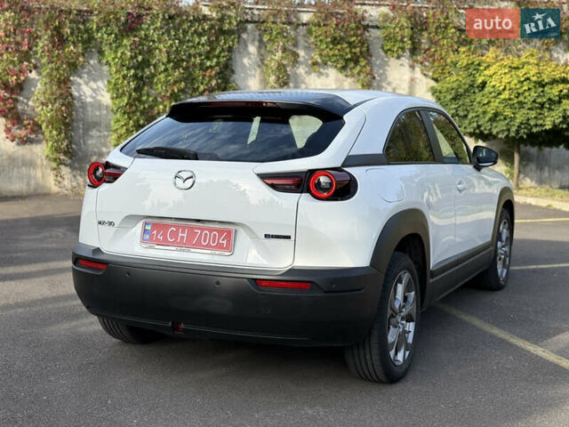 Білий Мазда MX-30, об'ємом двигуна 0 л та пробігом 33 тис. км за 14850 $, фото 56 на Automoto.ua