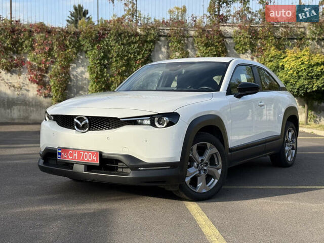 Білий Мазда MX-30, об'ємом двигуна 0 л та пробігом 33 тис. км за 14850 $, фото 72 на Automoto.ua