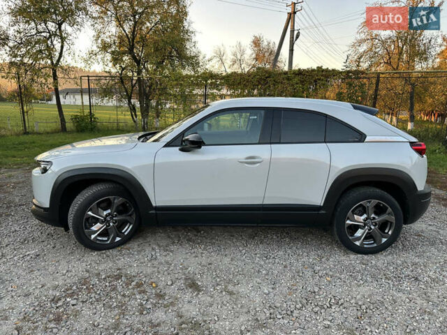 Мазда MX-30 2021 в Мукачеве на Automoto.ua Белый Мазда MX-30, объемом двигателя 0 л и пробегом 61 тыс. км за 14800 $, фото 30 на Automoto.ua