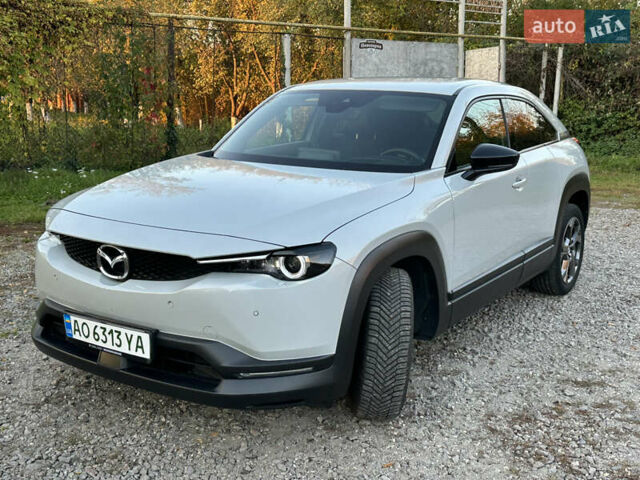 Мазда MX-30 2021 в Мукачеве на Automoto.ua Белый Мазда MX-30, объемом двигателя 0 л и пробегом 61 тыс. км за 14800 $, фото 25 на Automoto.ua