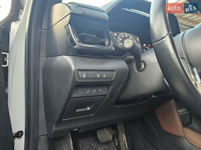 Білий Мазда MX-30, об'ємом двигуна 0 л та пробігом 12 тис. км за 14900 $, фото 2 на Automoto.ua