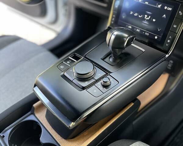 Белый Мазда MX-30, объемом двигателя 0 л и пробегом 26 тыс. км за 14400 $, фото 53 на Automoto.ua