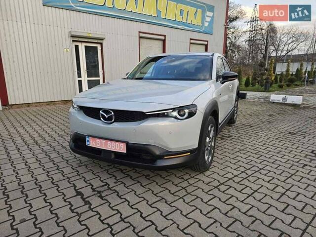 Білий Мазда MX-30, об'ємом двигуна 0 л та пробігом 12 тис. км за 14900 $, фото 22 на Automoto.ua