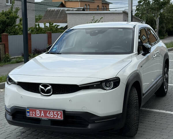Білий Мазда MX-30, об'ємом двигуна 0 л та пробігом 19 тис. км за 15450 $, фото 35 на Automoto.ua
