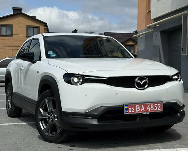 Білий Мазда MX-30, об'ємом двигуна 0 л та пробігом 19 тис. км за 15450 $, фото 5 на Automoto.ua