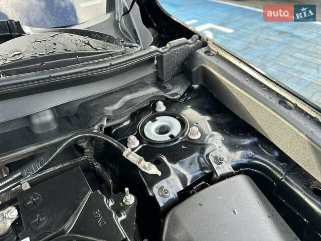 Черный Мазда MX-30, объемом двигателя 0 л и пробегом 36 тыс. км за 15200 $, фото 76 на Automoto.ua