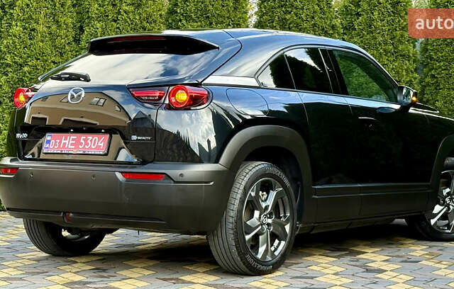Мазда MX-30 2020 в Самборе на Automoto.ua Черный Мазда MX-30, объемом двигателя 0 л и пробегом 43 тыс. км за 13999 $, фото 9 на Automoto.ua