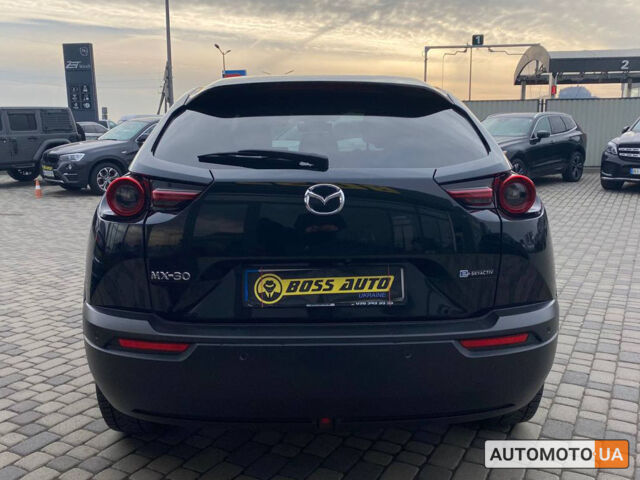 Мазда MX-30 2020 в Мукачеве на Automoto.ua Черный Мазда MX-30, объемом двигателя 35 л и пробегом 27 тыс. км за 16990 $, фото 5 на Automoto.ua