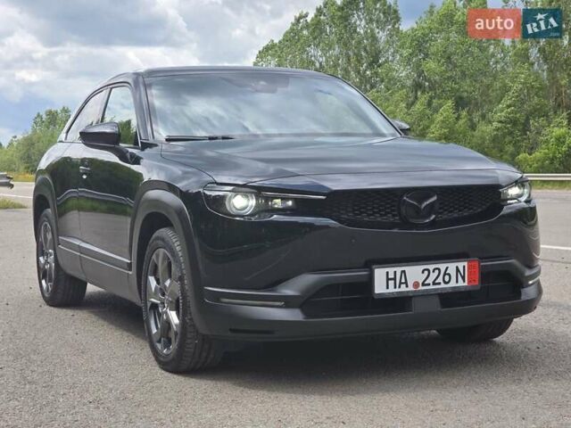 Черный Мазда MX-30, объемом двигателя 0 л и пробегом 79 тыс. км за 14799 $, фото 12 на Automoto.ua