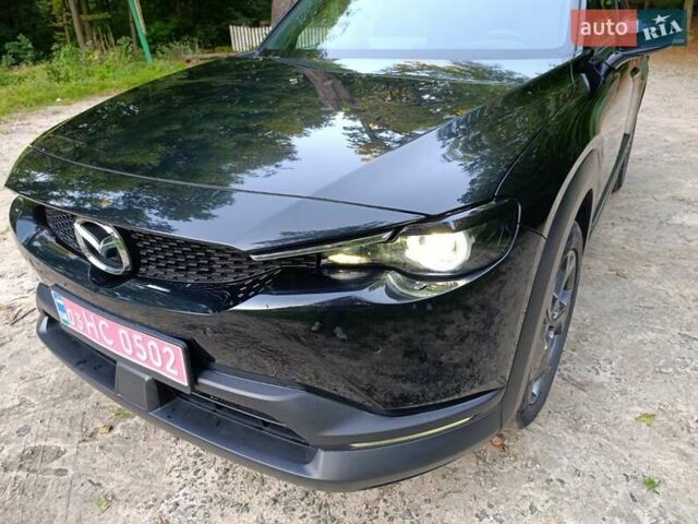 Черный Мазда MX-30, объемом двигателя 0 л и пробегом 75 тыс. км за 14000 $, фото 1 на Automoto.ua