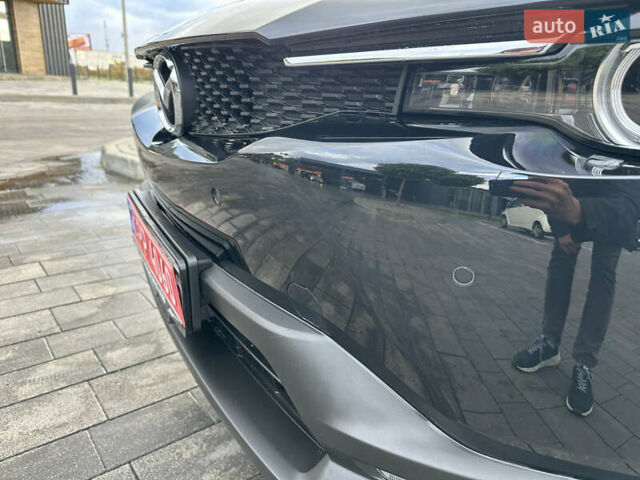 Черный Мазда MX-30, объемом двигателя 0 л и пробегом 36 тыс. км за 15200 $, фото 15 на Automoto.ua