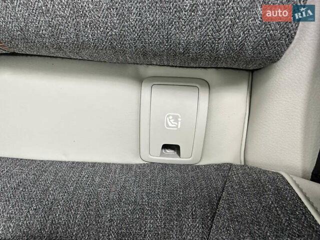 Черный Мазда MX-30, объемом двигателя 0 л и пробегом 36 тыс. км за 15200 $, фото 56 на Automoto.ua