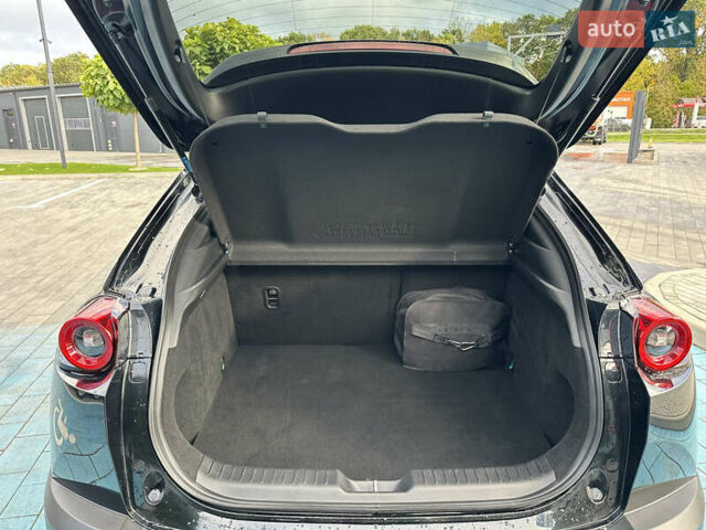 Мазда MX-30 2020 в Луцке на Automoto.ua Черный Мазда MX-30, объемом двигателя 0 л и пробегом 36 тыс. км за 15900 $, фото 68 на Automoto.ua