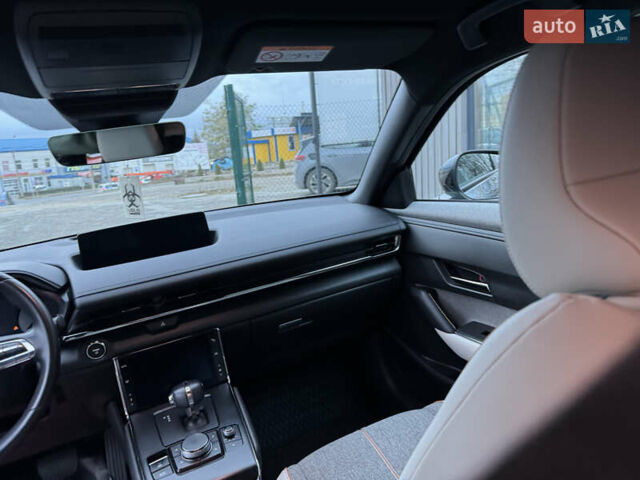 Черный Мазда MX-30, объемом двигателя 0 л и пробегом 68 тыс. км за 14500 $, фото 10 на Automoto.ua