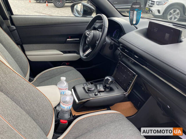 Мазда MX-30 2020 в Мукачеве на Automoto.ua Черный Мазда MX-30, объемом двигателя 35 л и пробегом 27 тыс. км за 16990 $, фото 21 на Automoto.ua