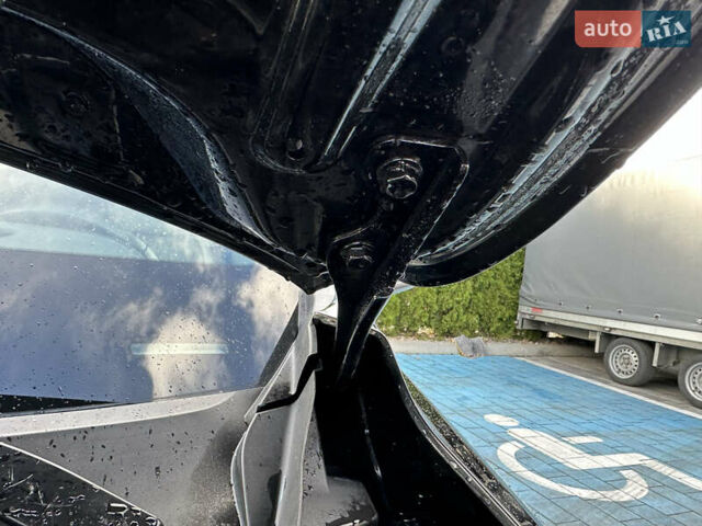 Черный Мазда MX-30, объемом двигателя 0 л и пробегом 36 тыс. км за 15200 $, фото 79 на Automoto.ua