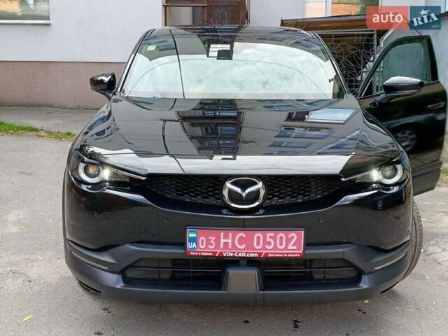 Черный Мазда MX-30, объемом двигателя 0 л и пробегом 75 тыс. км за 14000 $, фото 11 на Automoto.ua