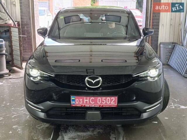 Черный Мазда MX-30, объемом двигателя 0 л и пробегом 75 тыс. км за 14000 $, фото 7 на Automoto.ua