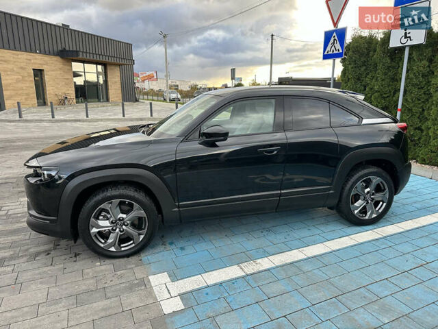 Черный Мазда MX-30, объемом двигателя 0 л и пробегом 36 тыс. км за 15200 $, фото 3 на Automoto.ua