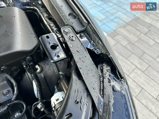 Черный Мазда MX-30, объемом двигателя 0 л и пробегом 36 тыс. км за 15200 $, фото 77 на Automoto.ua