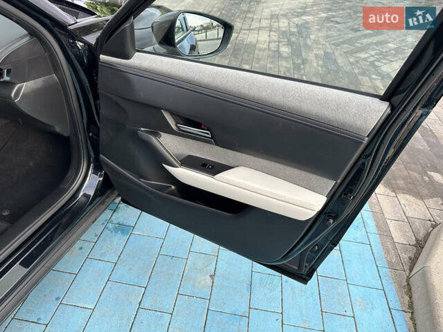 Черный Мазда MX-30, объемом двигателя 0 л и пробегом 36 тыс. км за 15200 $, фото 44 на Automoto.ua