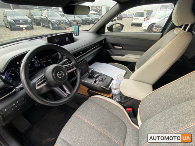 Мазда MX-30 2020 в Мукачеве на Automoto.ua Черный Мазда MX-30, объемом двигателя 35 л и пробегом 27 тыс. км за 16990 $, фото 12 на Automoto.ua