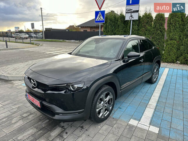 Черный Мазда MX-30, объемом двигателя 0 л и пробегом 36 тыс. км за 15200 $, фото 1 на Automoto.ua