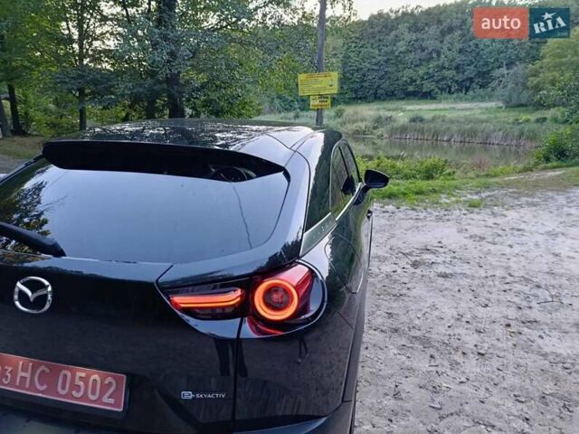 Черный Мазда MX-30, объемом двигателя 0 л и пробегом 75 тыс. км за 14000 $, фото 34 на Automoto.ua