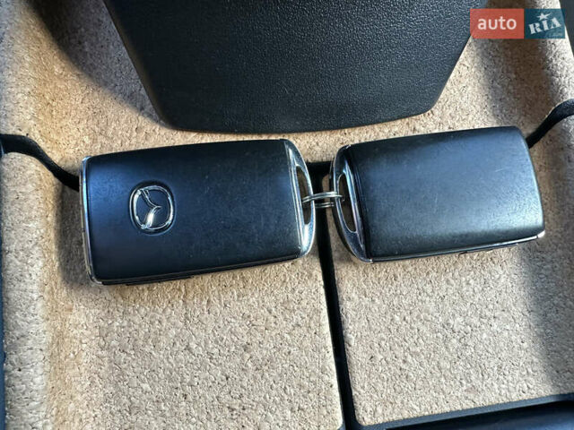 Черный Мазда MX-30, объемом двигателя 0 л и пробегом 36 тыс. км за 15200 $, фото 94 на Automoto.ua